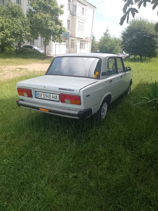 Ваз 2105 в чудовому стані на свої роки
