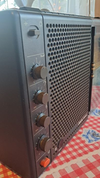 Radio stereo Julia