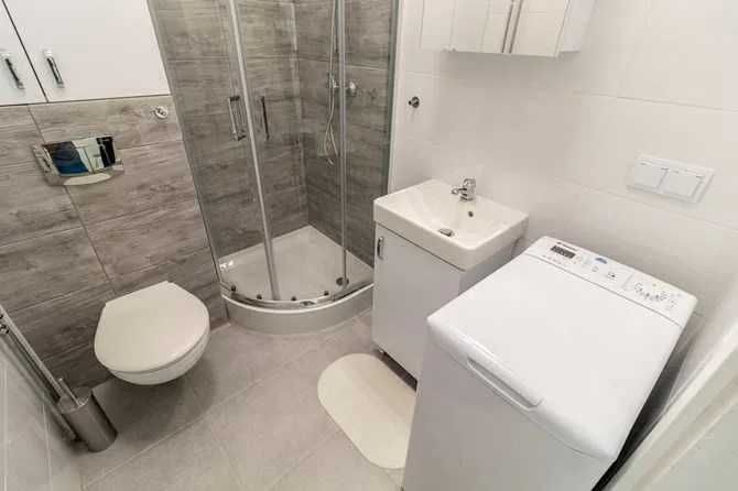 ładne mieszkanie 2 pokojowe, centrum