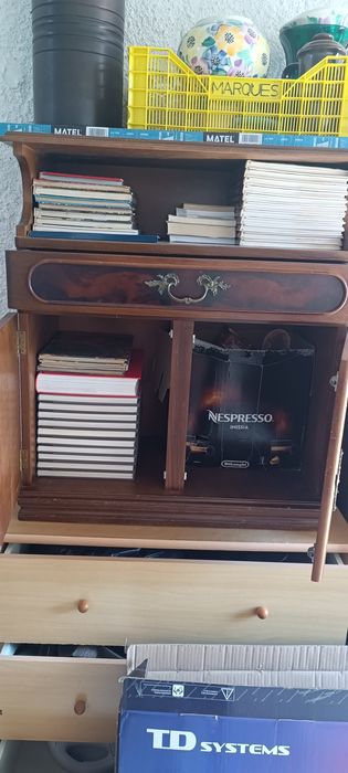 Mesa de apoio para TV