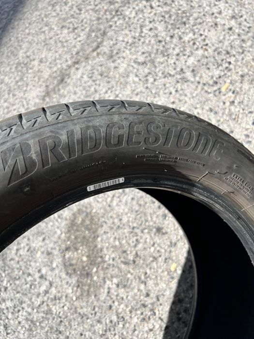 225/50/18 Bridgestone 2 pneus