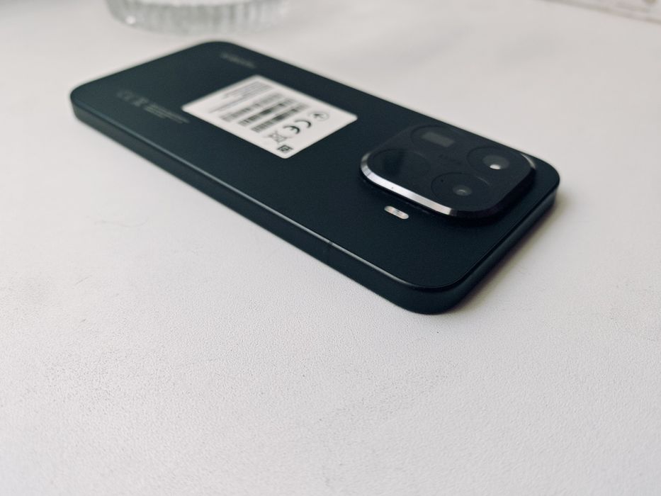 Xiaomi 15T Pro.  12/512 gb   Global