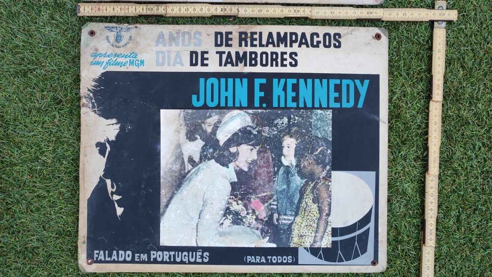 Cartaz de Filme Antigo - Cinema Vintage