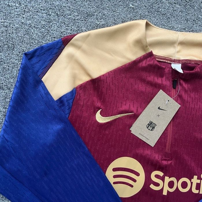 Тренувальний костюм Барселони 24/25 / Fc Barcelona training kit
