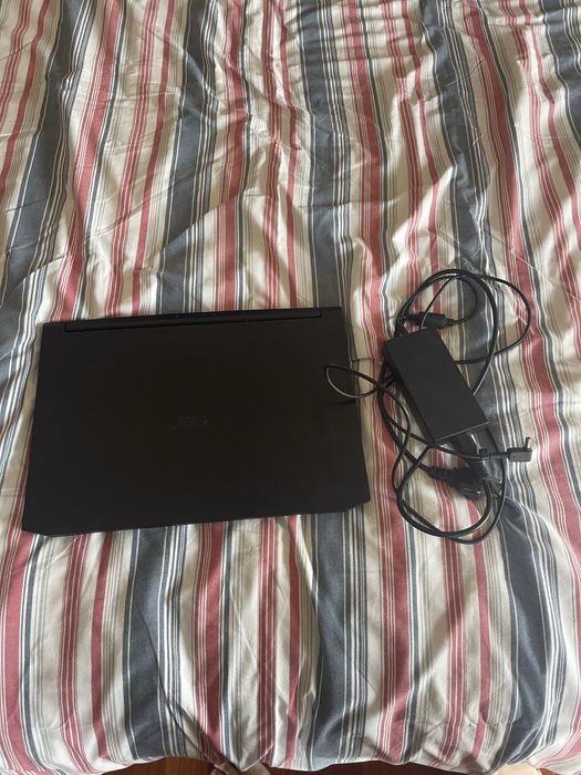 PC Laptop Portable Gaming Acer Nitro 5