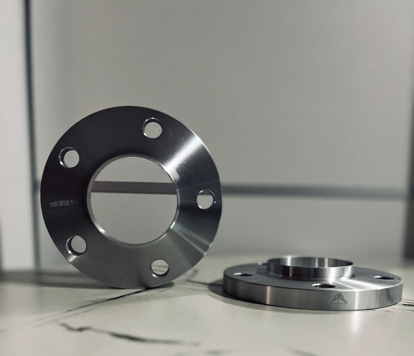 DYSTANSE do BMW E36 E46 E90 E60 F30 F31 F10 F11 F12 15mm 5x120 + Śruby