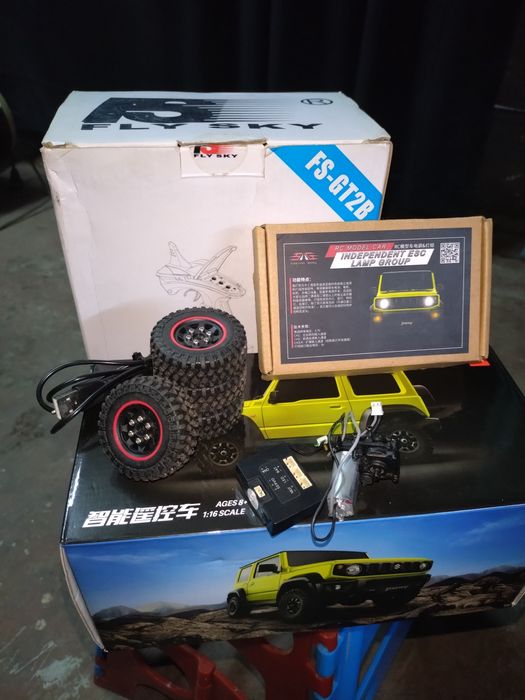 rc модель Suzuki jimny