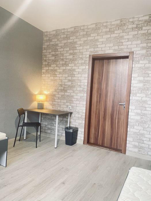 Кімната. Комунальні включені! Без %. Для Дівчини