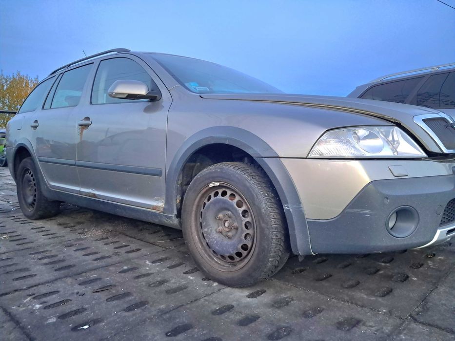 Skoda Octavia II Scout na Części 2.0TDI 4x4 Kompletny Przód Kolor