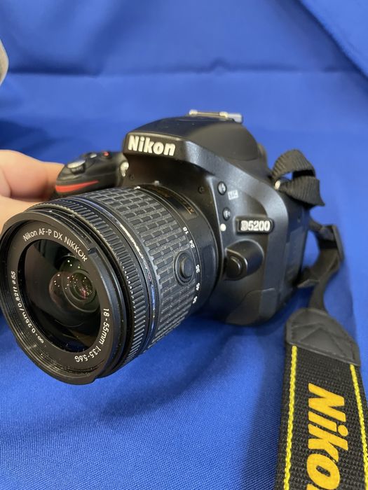 Дзеркальний фотоапарат Nikon D5200