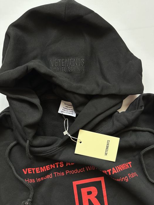 Худи Vetements Restricted hoodie black red M L: 2 600 грн. - Худі Львів на  Olx