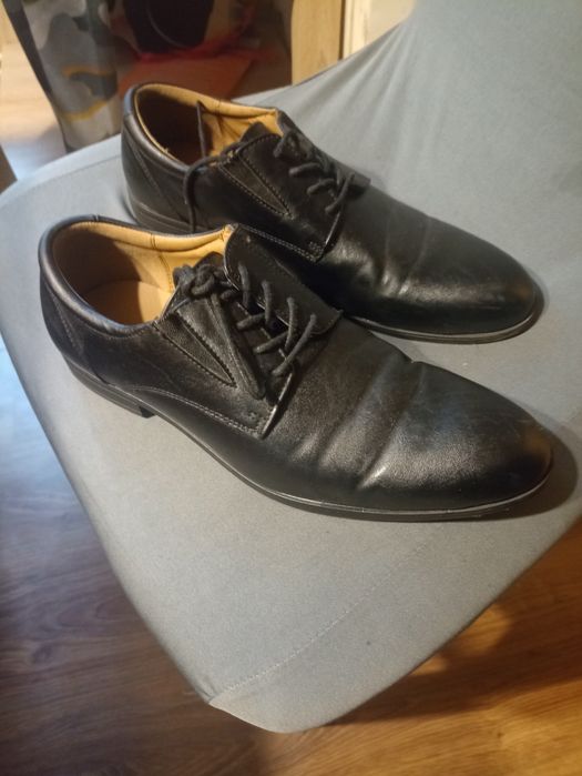 Buty do garnituru 42