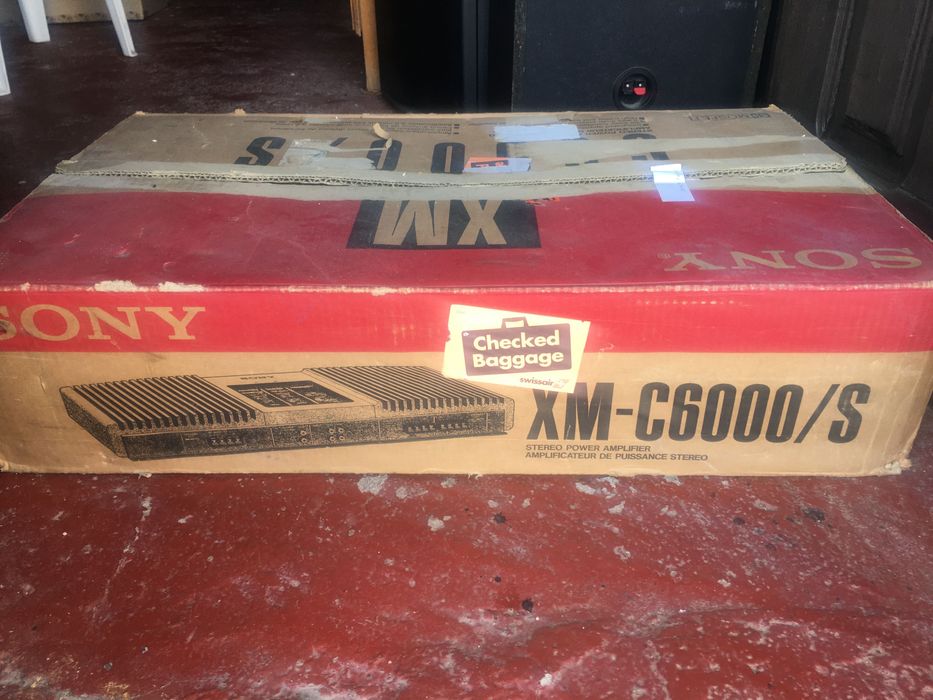 Amplificador auto sony 300w