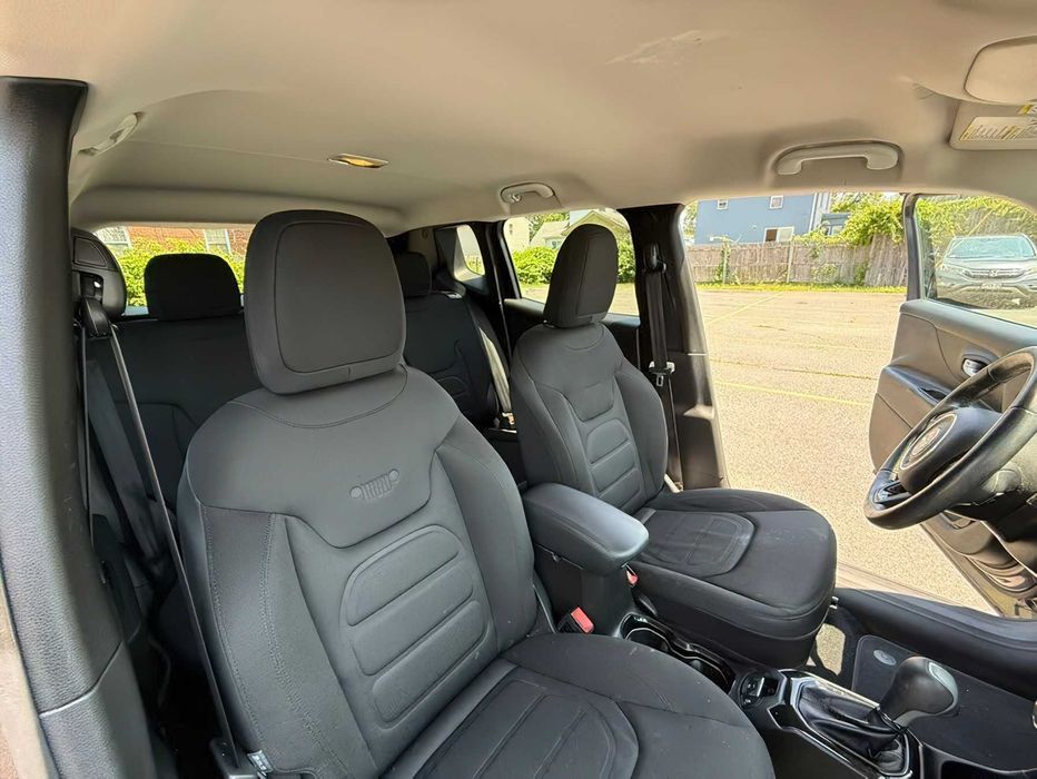 Jeep Renegade Justice Edition      2016