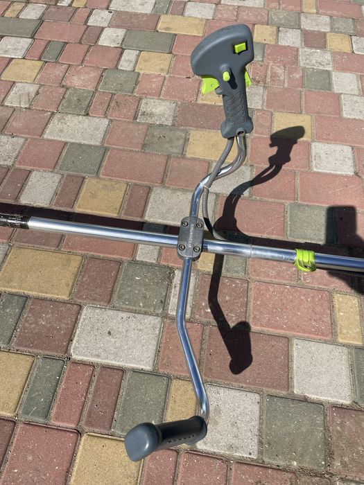 Бензокоса Grunhelm