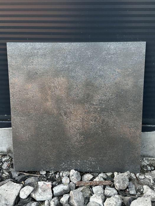 Plytki gresowe 60*60 nowe 8.64 m