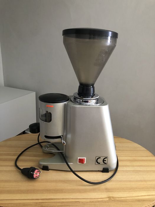 Кавомолка професійна  італійська Aristarco, повністю металевий корпус