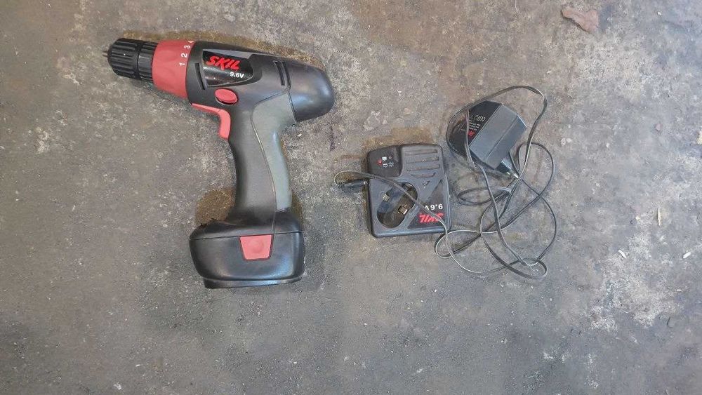 Шурупокрут SKIL 9.6V