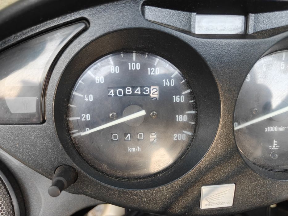 Honda Deauville NT650V
