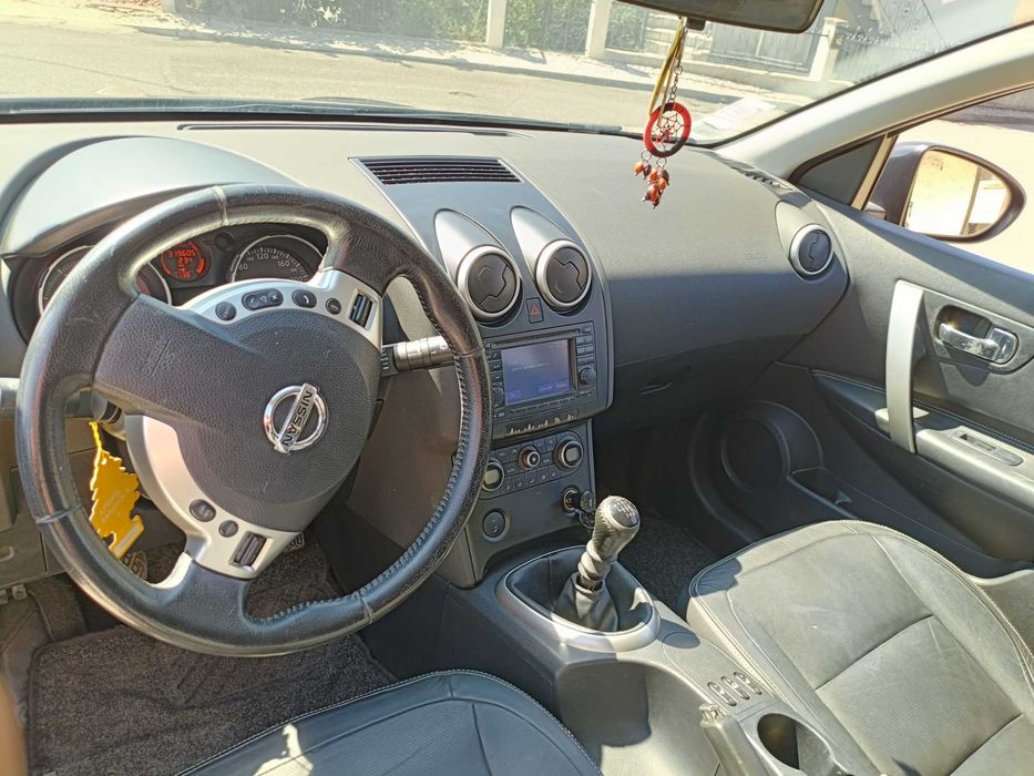 Nissan Qashqai+2