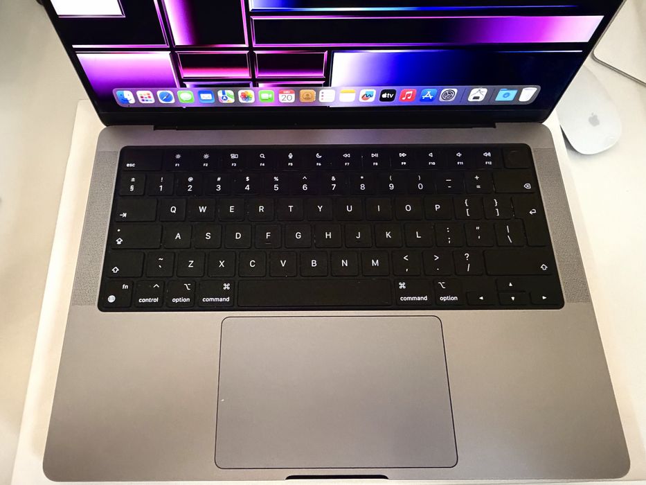 Macbook Pro 14 M1 16/512gb Stan Idealny Bateria 92%