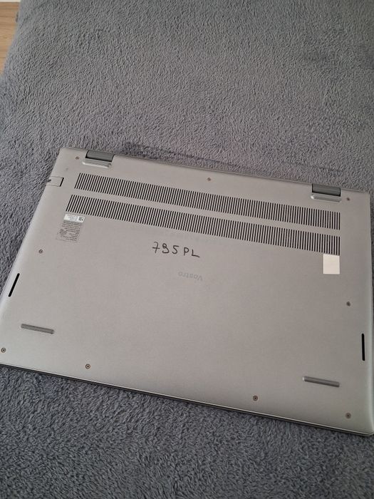 Dell Vostro 5620 i7 32gb