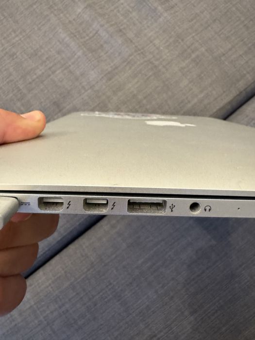 MacBook Pro 13" A1502 - 2015468776763482460163