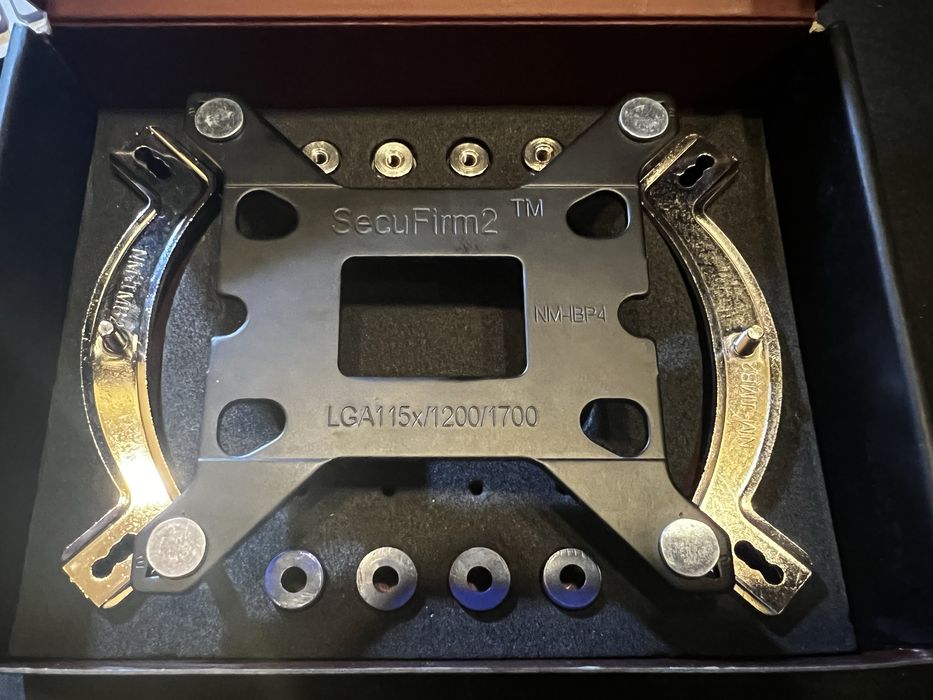 Кулер Noctua NH-C14 Система охолодження