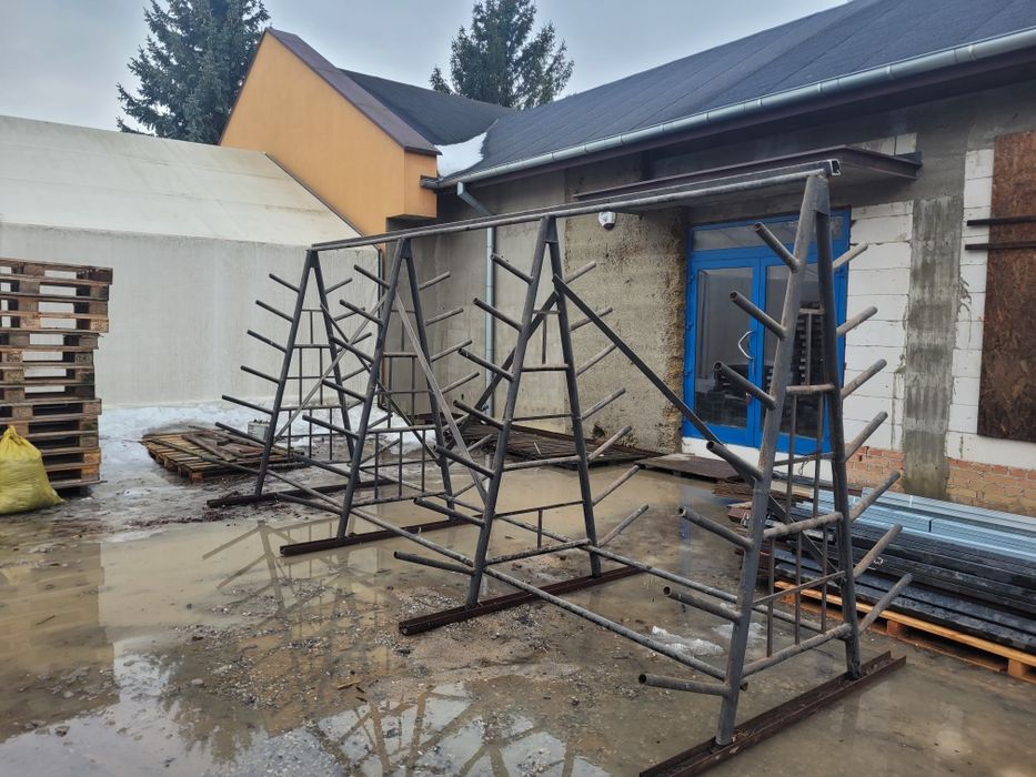 Stojak na stal, solidny, dużo półek, solidny regał