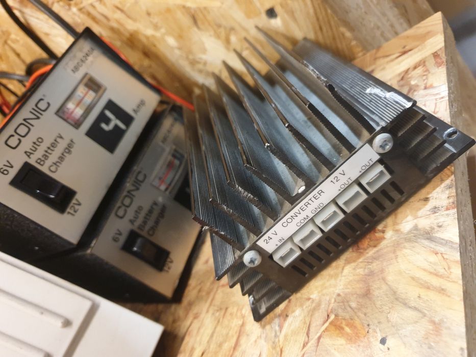 Elektronika prostownik/przetwornica falownik