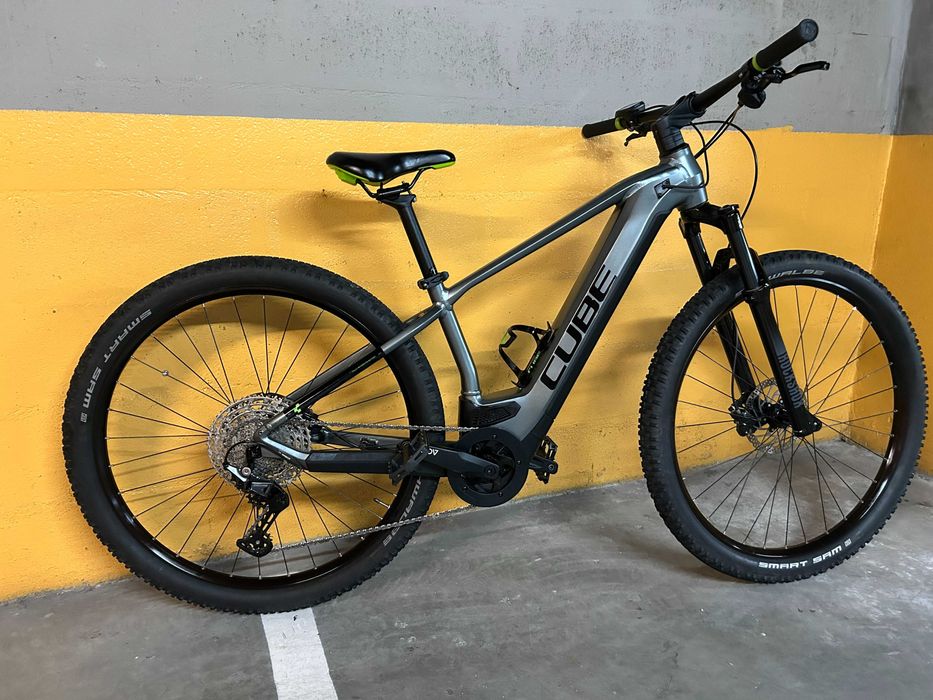 Bicicleta Elétrica Cube Reaction Hybrid Pro 625
