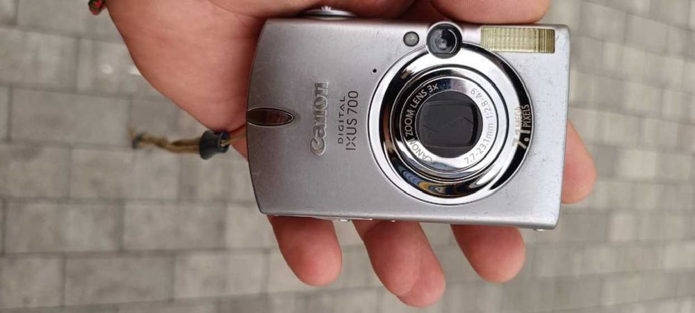 легендарна мильничка  Canon IXUS 700 7,1mp 3x Zoom JAPAN+Повний Комплект