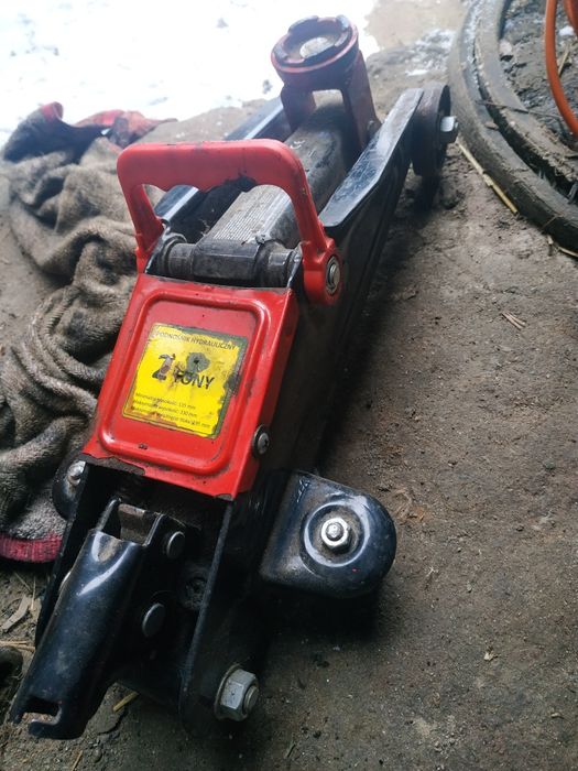 Podnośnik hydrauliczny lewarek