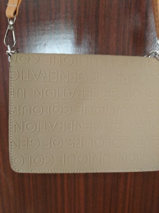 Жіноча сумка через плече