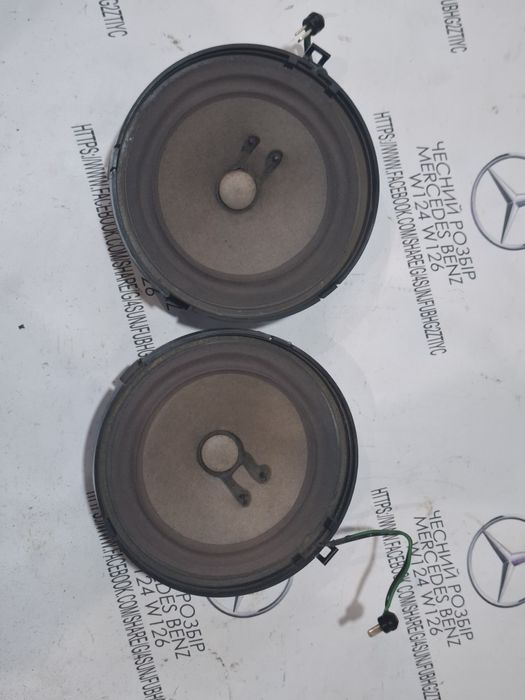 Динамиками Купе Мерседес w124