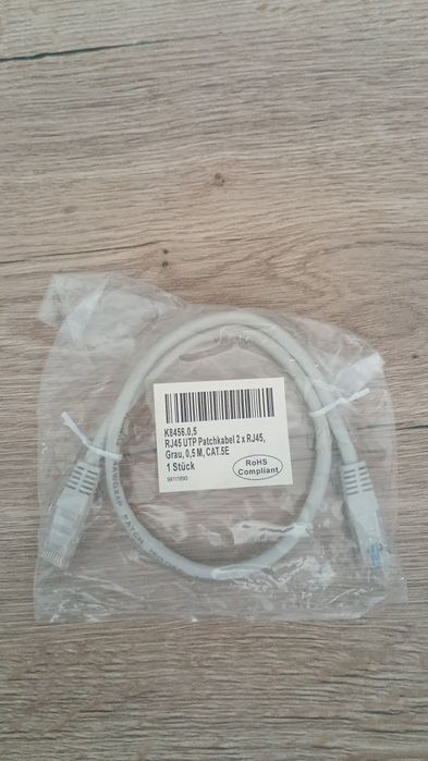 Nowe kable sieciowe RJ45 Cat.5e 0.5m. Pakiet 140 sztuk