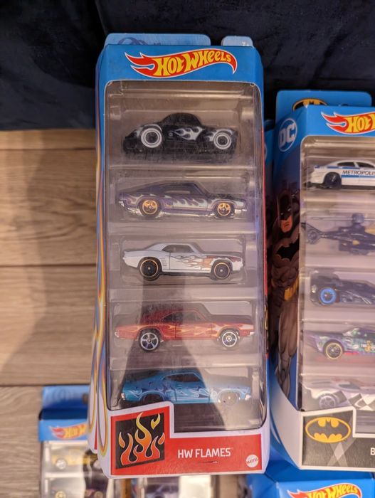 Hot wheels auta 5pak samochodziki HW