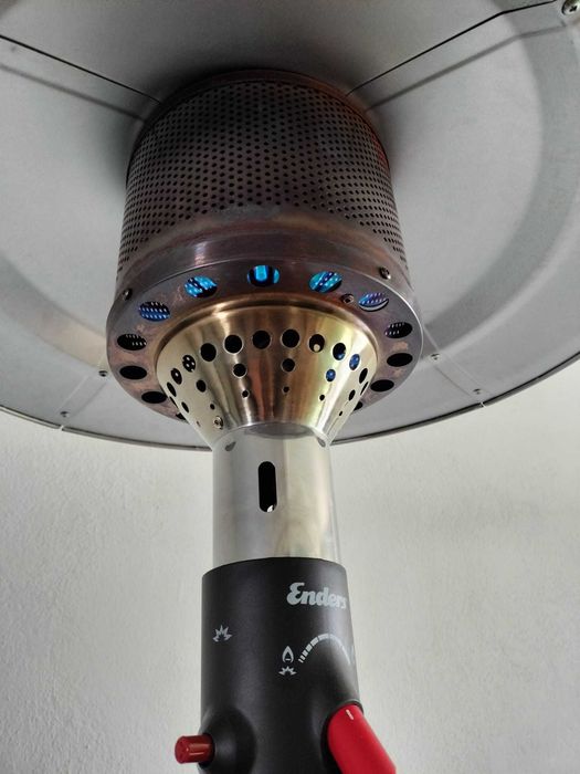Aquecedor exterior a gás marca Enders (inclui garrafa de gás)
