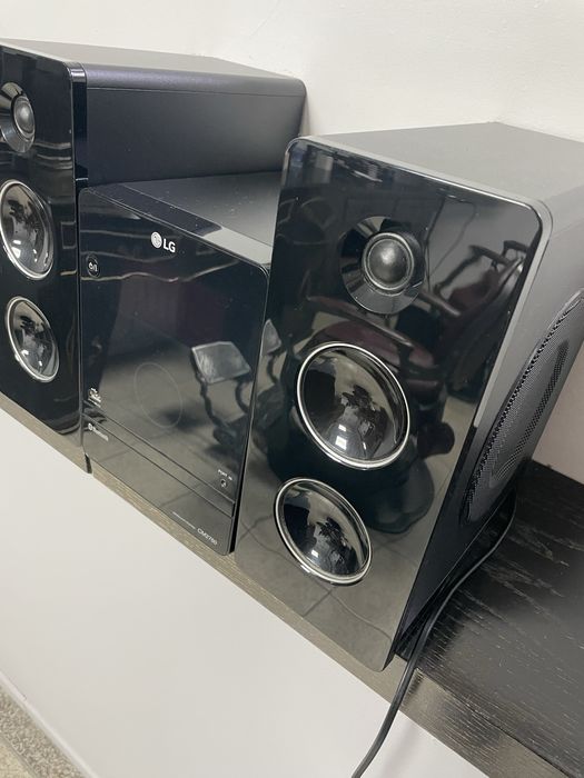 Vendo rádio quase novo