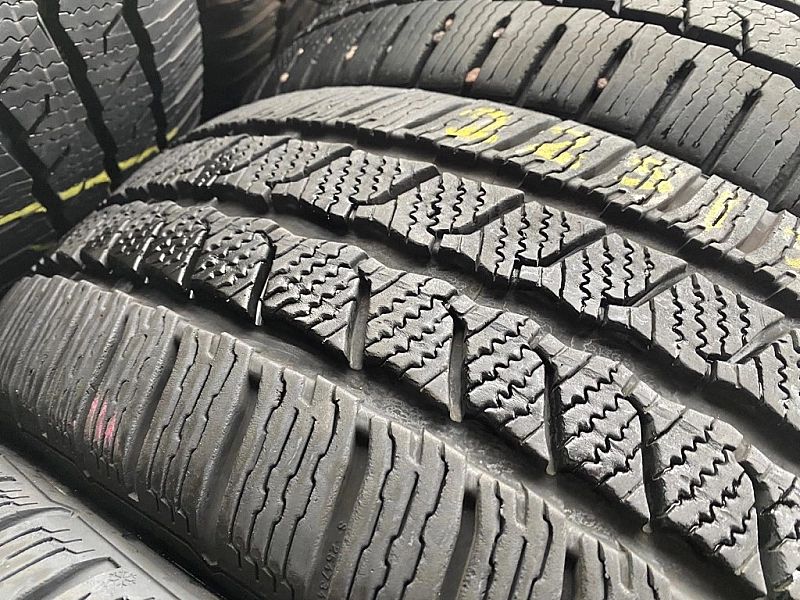 225/55r17C Continental VanWinter_7,5mm_4szt_(95)
