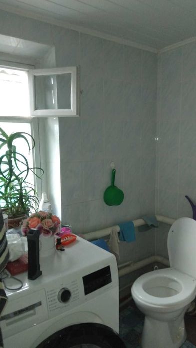 Будинок з гаражем в Дахнівці, 75 кв. м., 4 кімн., с/в, 0,10га  (п3)