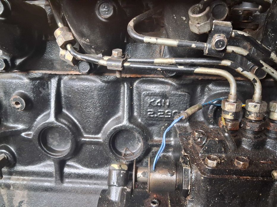 Silnik Mitsubishi K4N 2szt Silnik Weidemann Cat 305 silnik Caterpillar