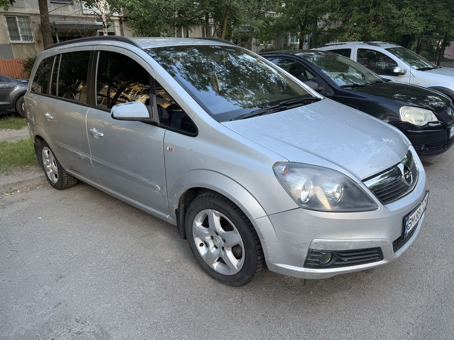 Opel zafira b 2006р