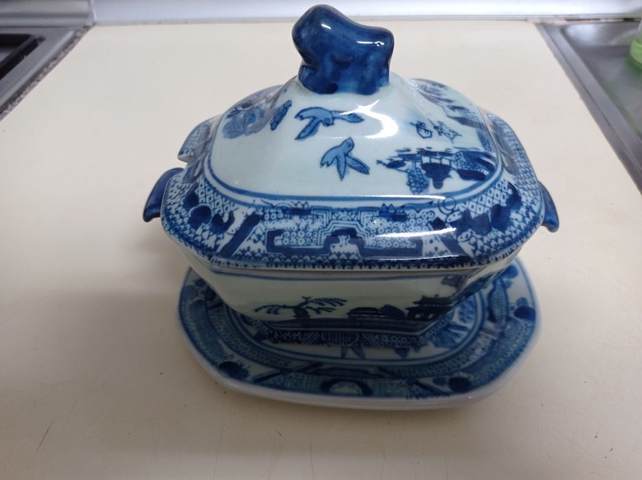 Molheira porcelana inglesa Victoria Ironstone