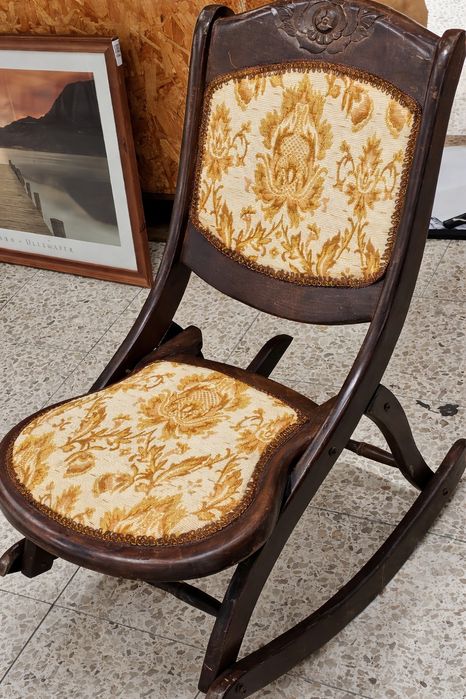 Bujane krzeslo skandynawskie