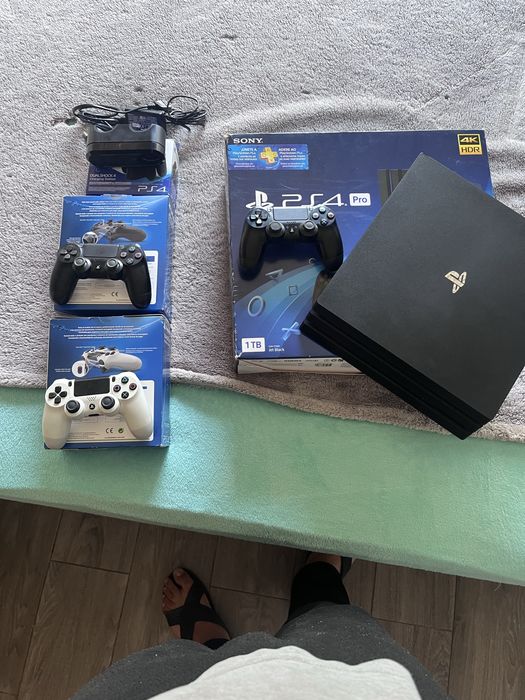 Playstation 4pro 1 t
