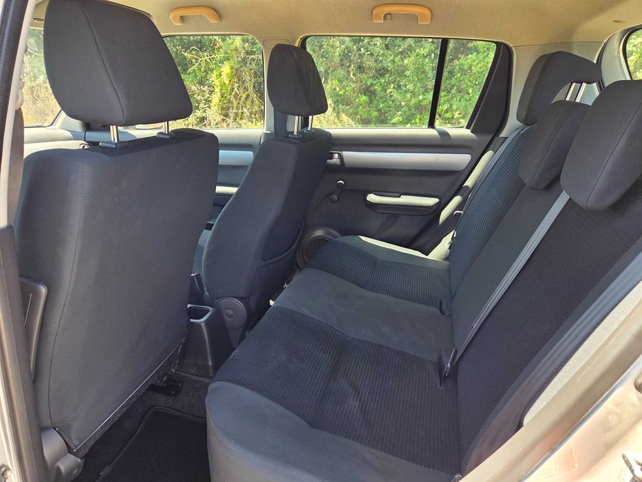 Suzuki Swift 1.3 DDiS Club 5 Portas