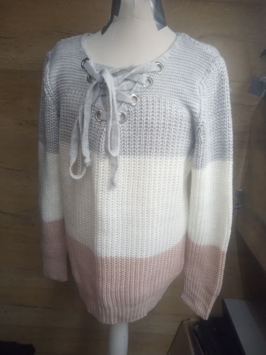 Sweter 3 kolory wyprzedaż rozmiar uni włochy firmy Bay