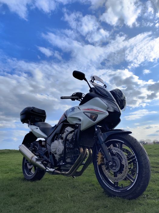 Продам мотоцикл Honda CBF 600sa