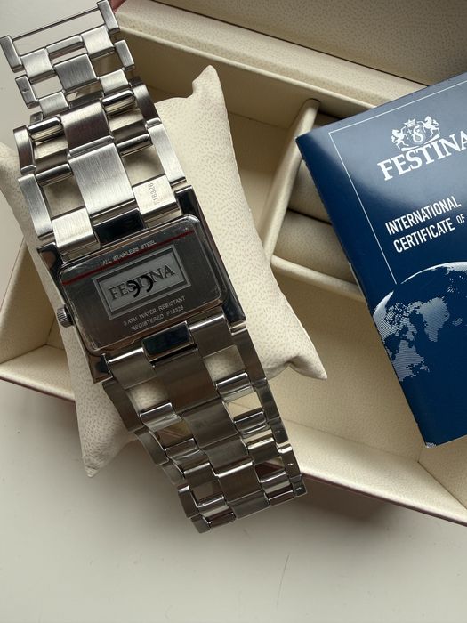 Relógio Festina novo